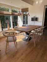 Eettafel eikenhout V poot Eetkamerstoel Nora