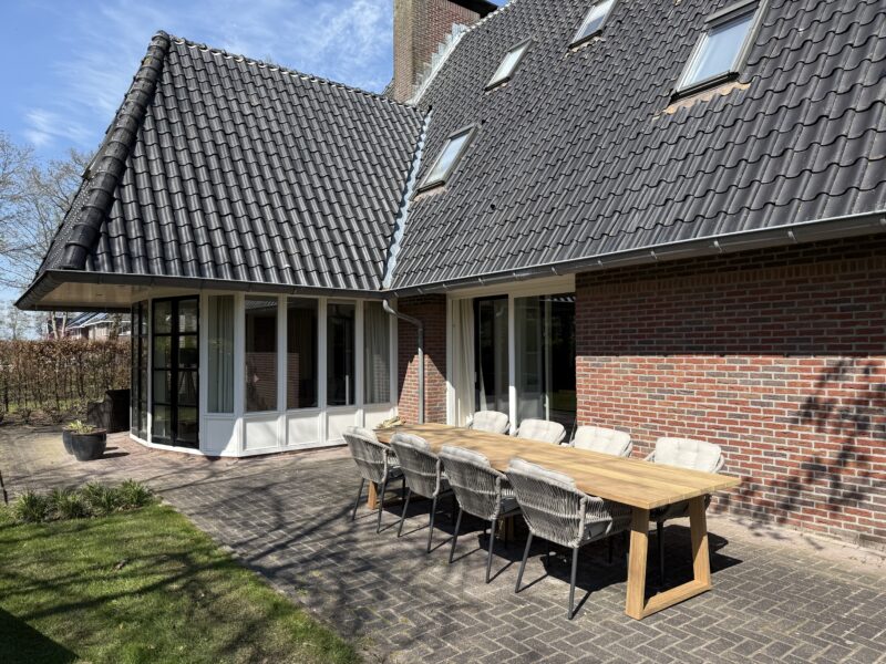 Tuintafel Trapezium hout hardhout