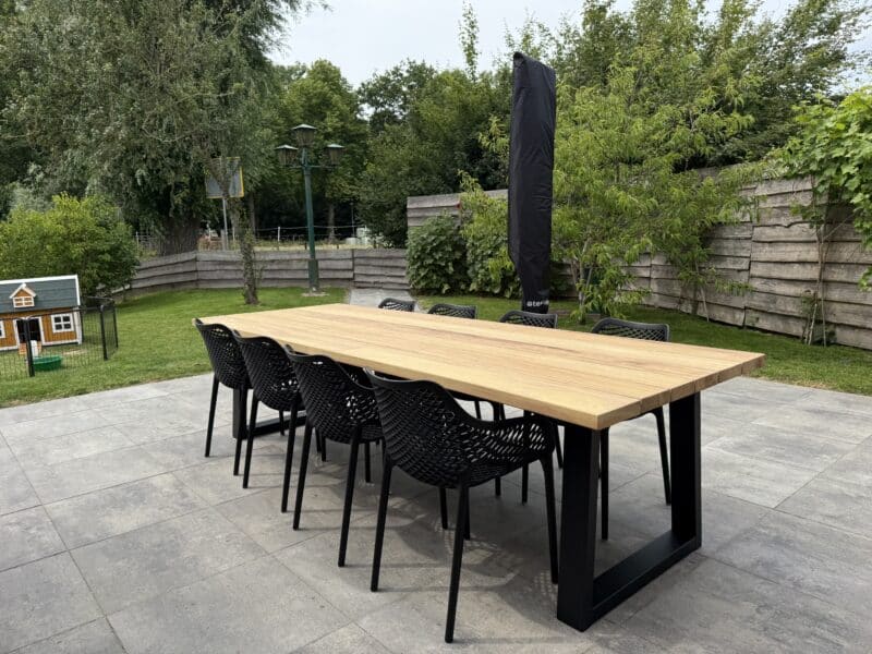 Rechthoekige Hardhout Tuintafel Iroko | Trapezium poten