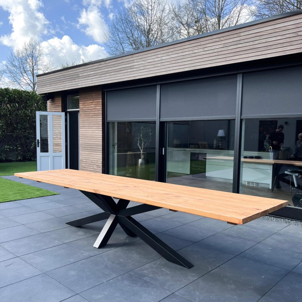 Buitentafel met Matrix Poot tuintafel voor 4 tot 12 personen