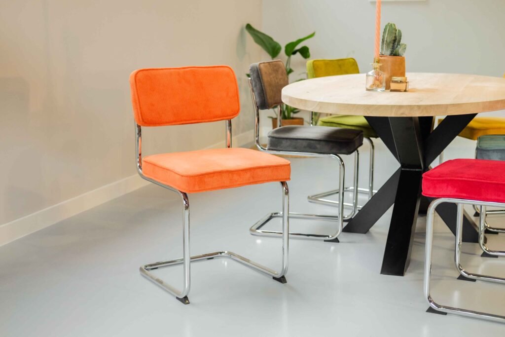 Eetkamerstoel Olivia Rib | Oranje met chrome onderstel