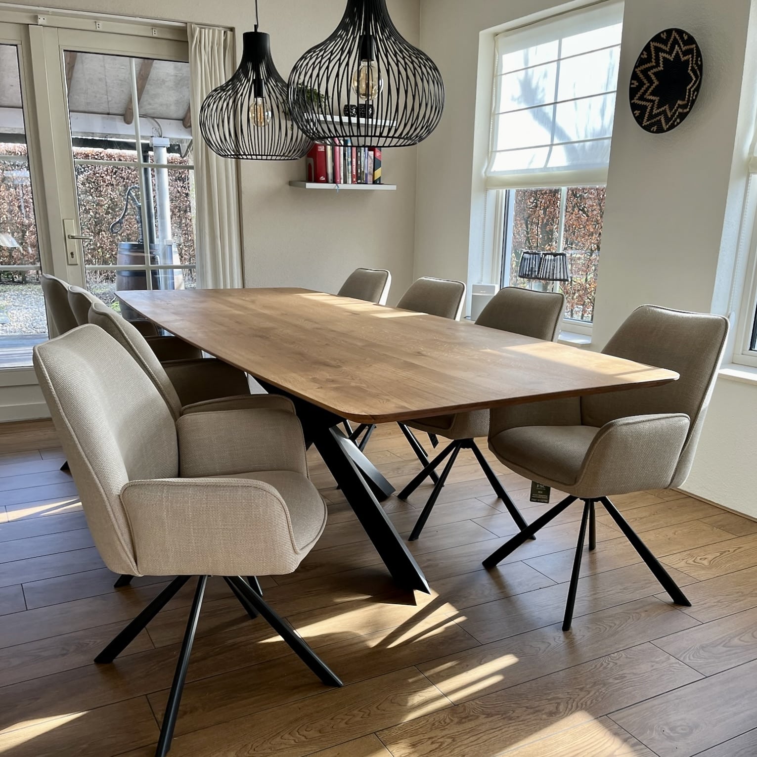 Eettafel ovaal van Eikenhout