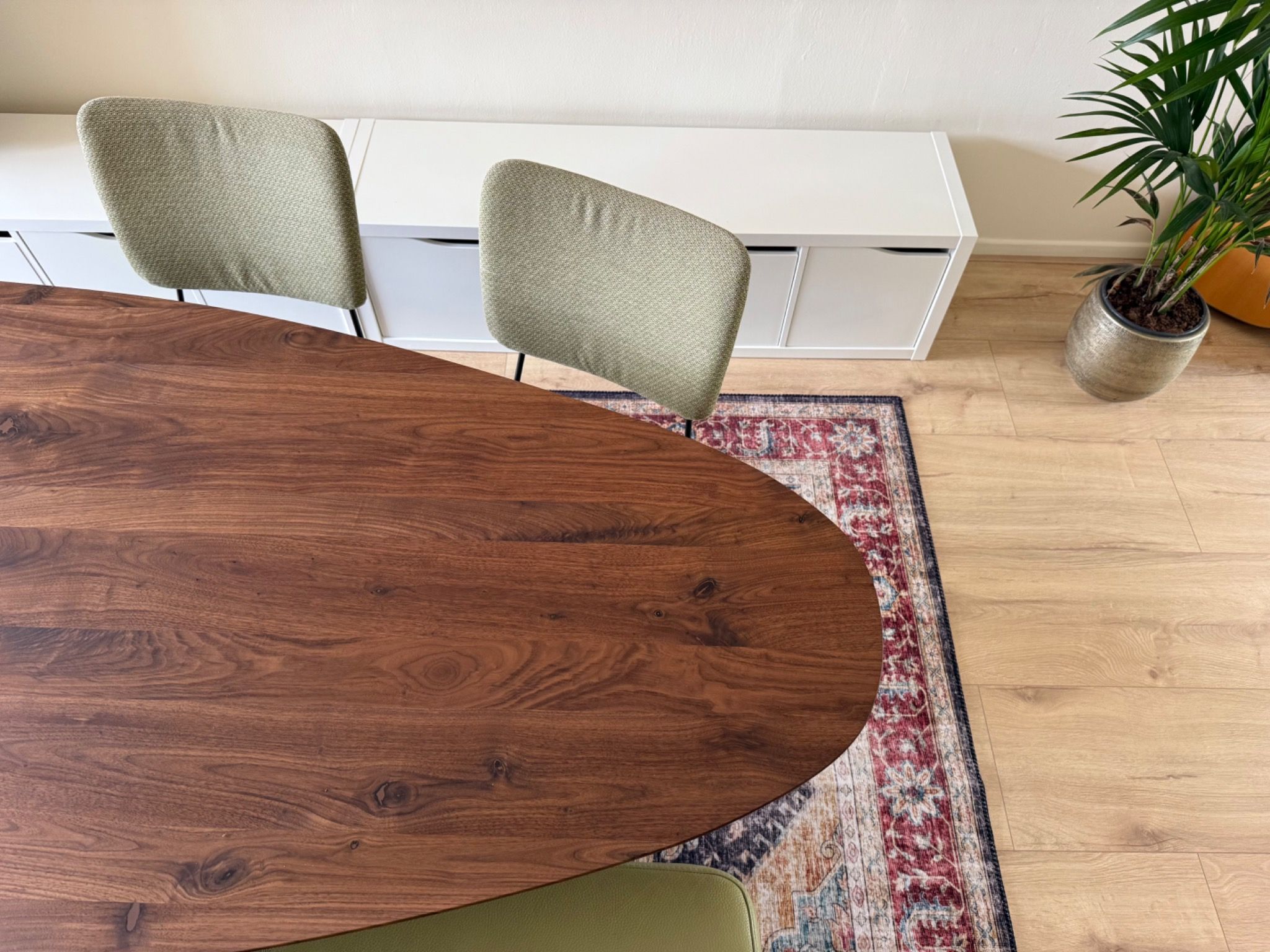 Eettafel Noten | Organisch Kiezel