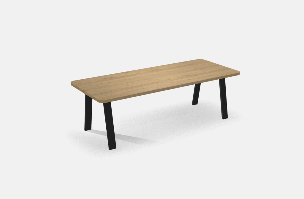 Eettafel afgeronde hoeken van eiken