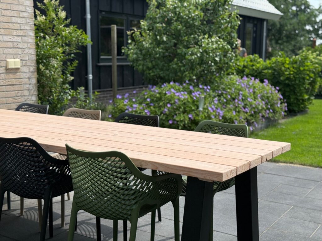Tuintafel Douglas | A zonder ligger poten | Buitentafel