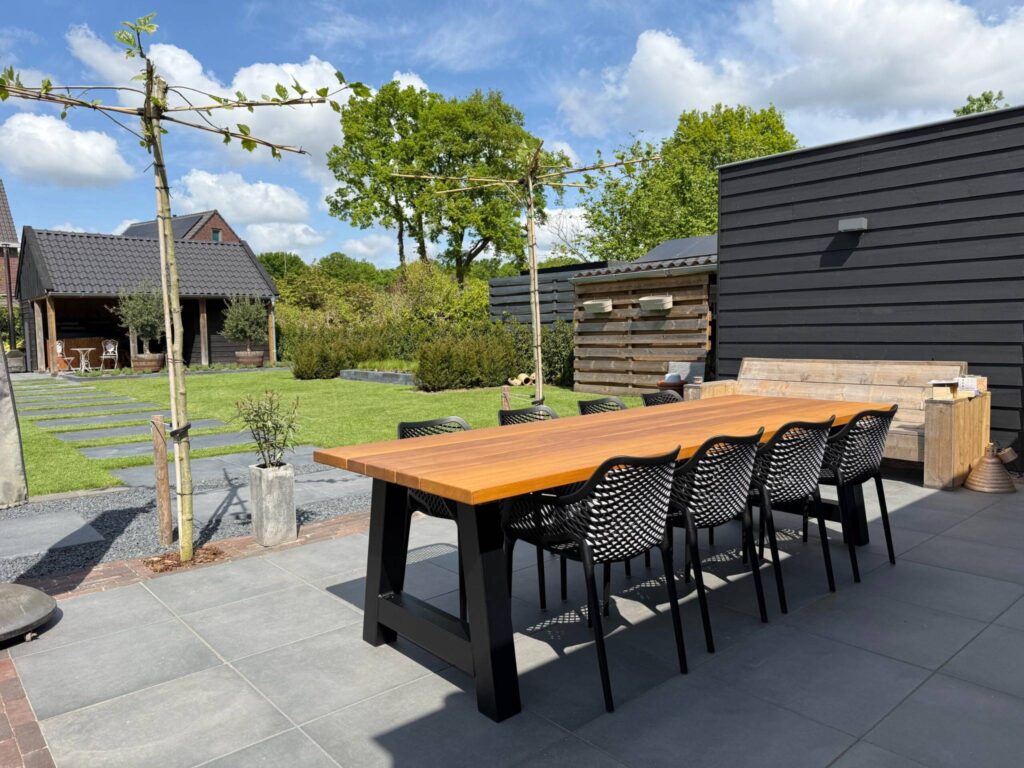 Tuinset 8 personen hardhout A poten