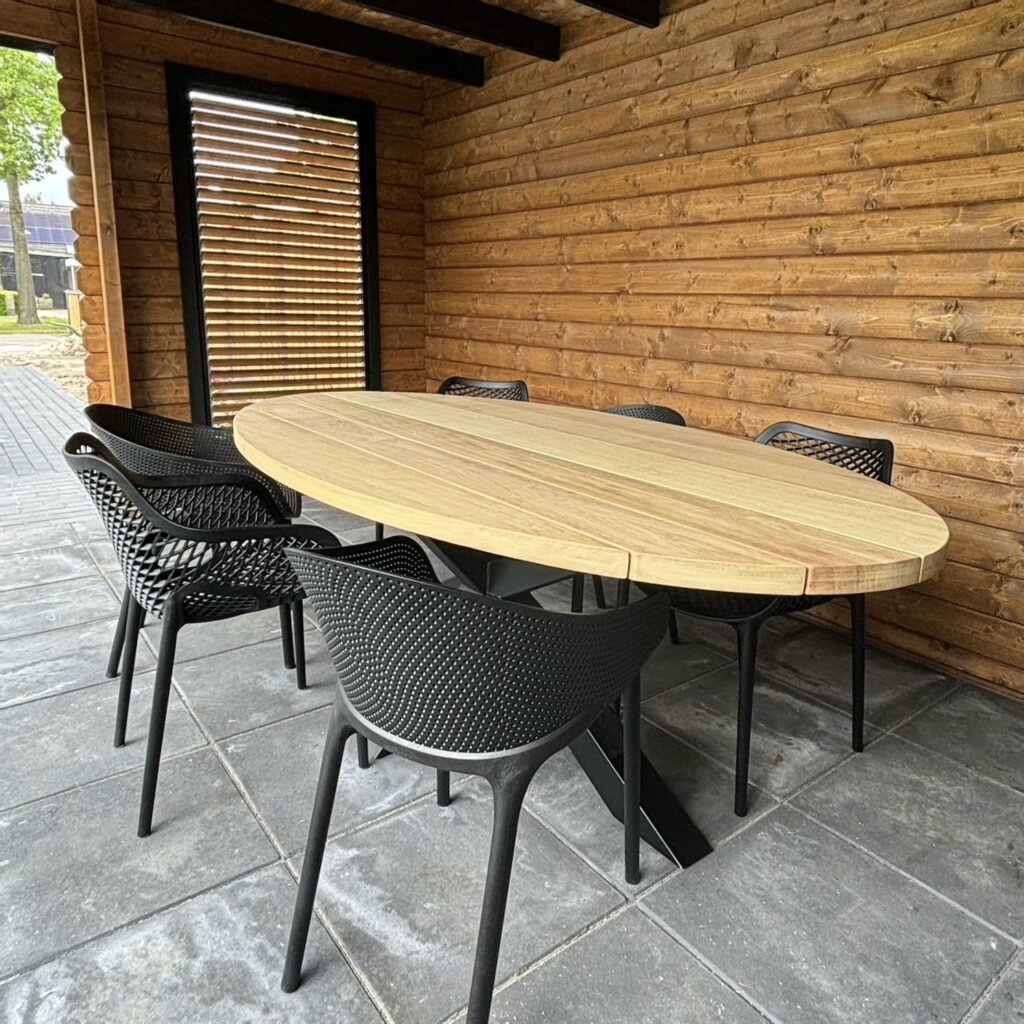 Tuinset 4 personen | 200cm | Ovaal | Iroko