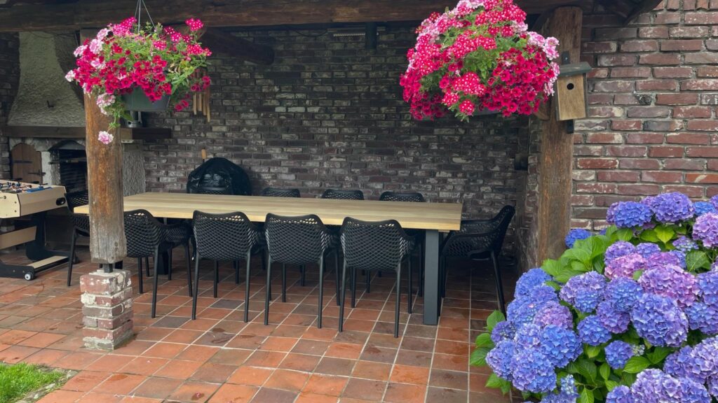 Tuintafel overkapping 8 personen