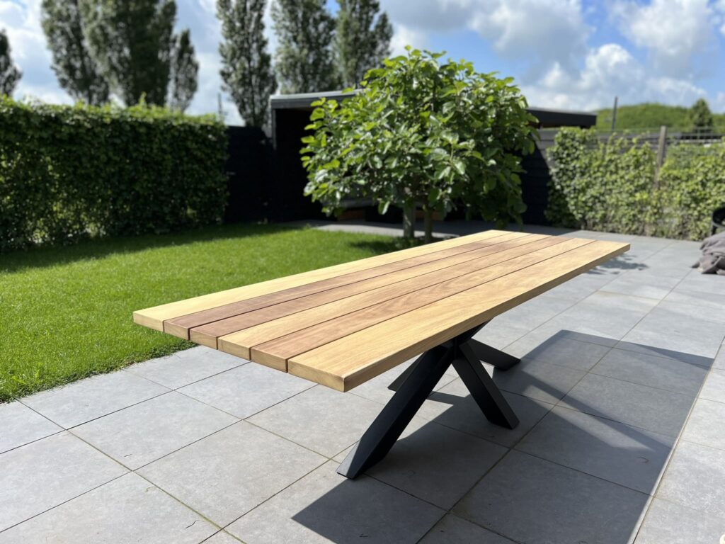 Tuintafel matrix poot