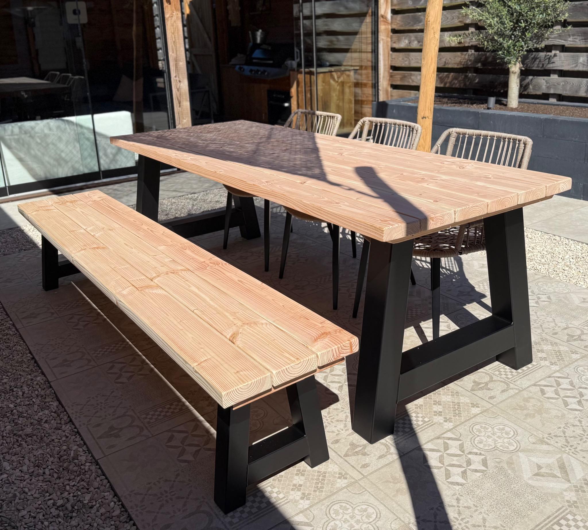 Tuintafel met bankje staal douglas
