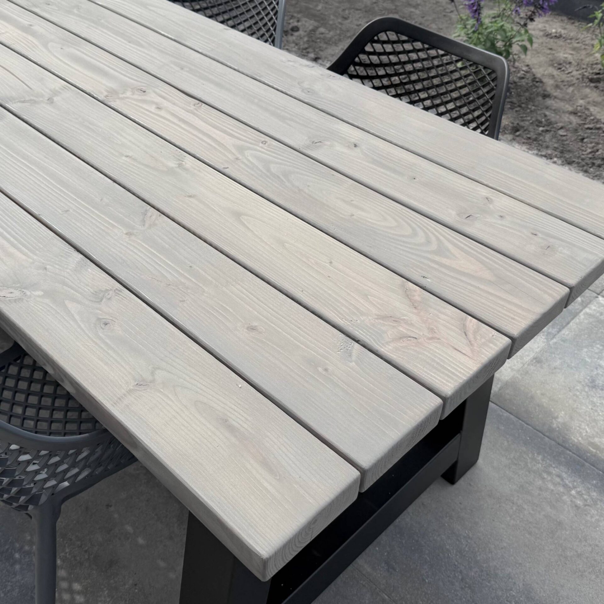 Durogrit Sutton Grey op Douglas