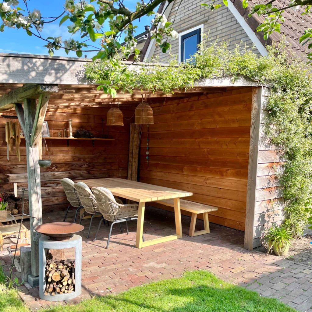 Tuinstoel Triton Taupe overkapping inspiratie met tuinbank pergola